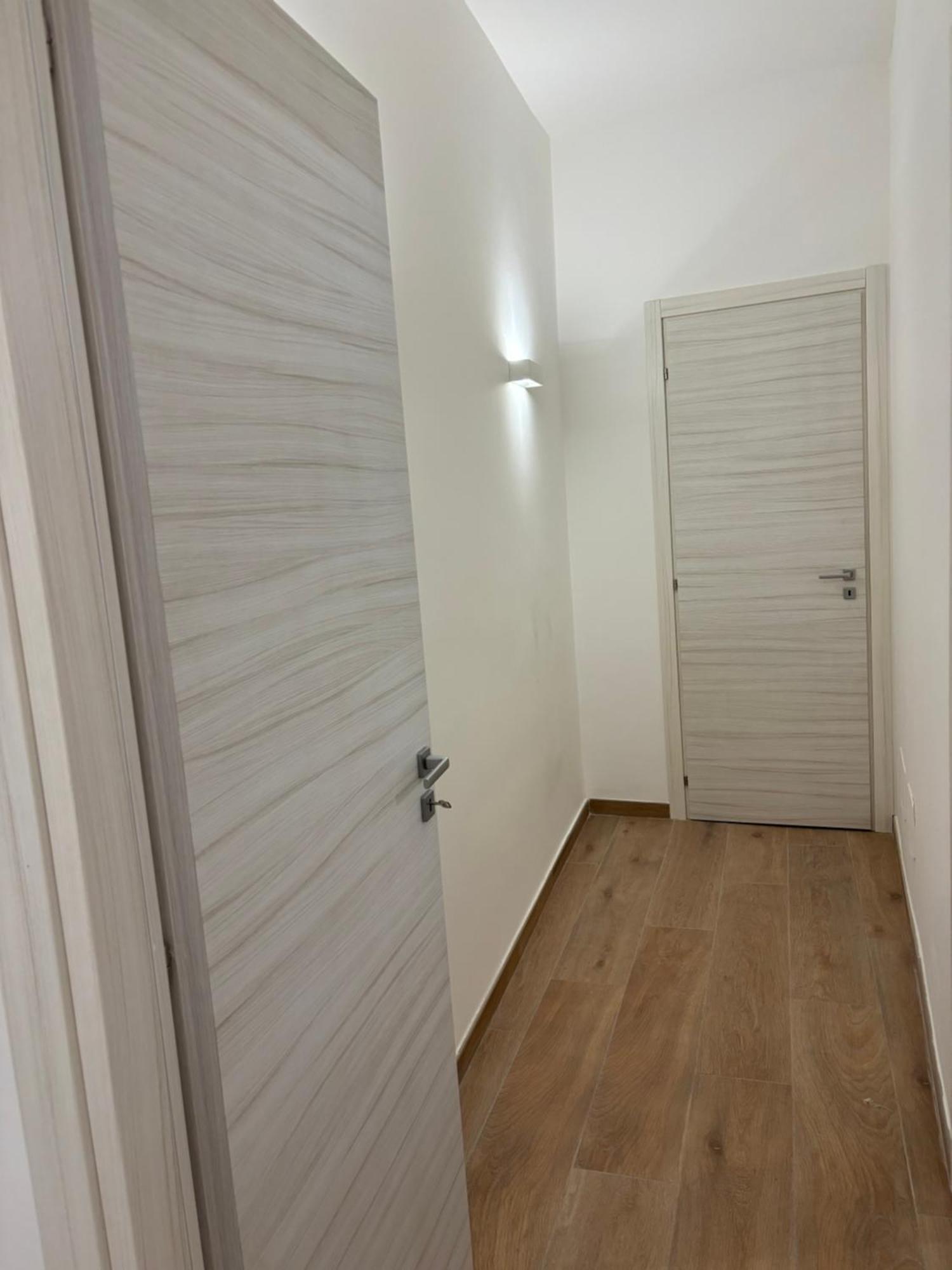 Perni Rooms Palermo Bagian luar foto