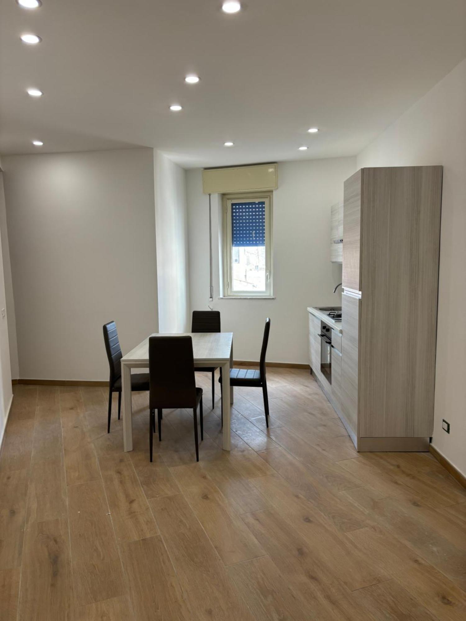 Perni Rooms Palermo Bagian luar foto
